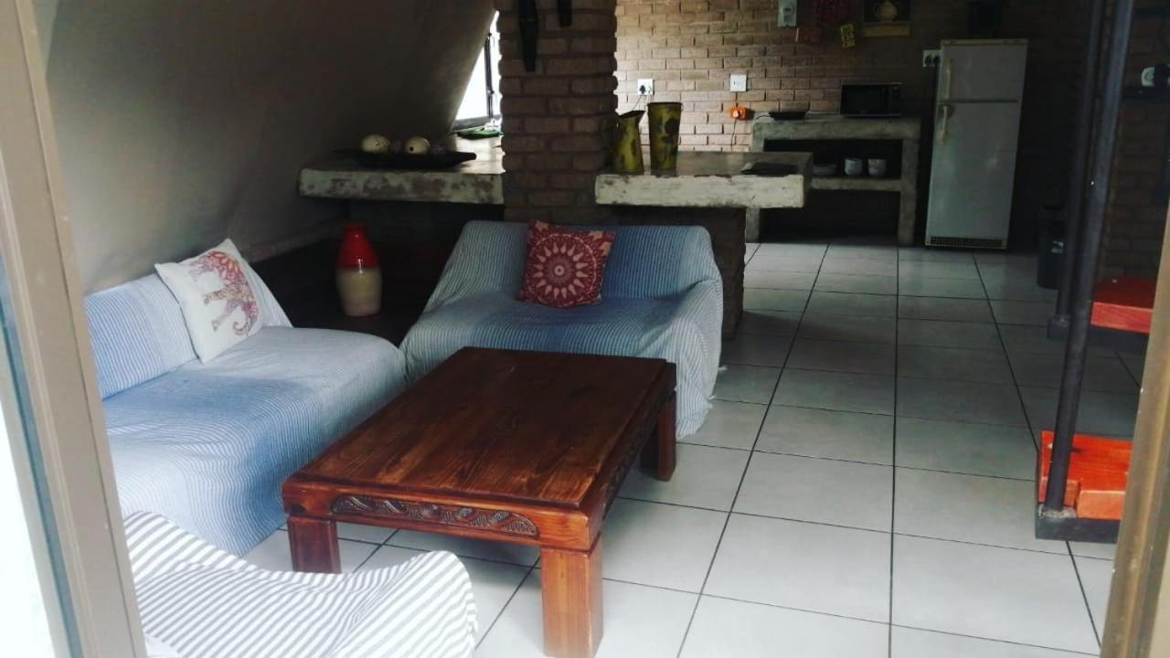 Tsumeb Backpackers & Safari Hostel Εξωτερικό φωτογραφία