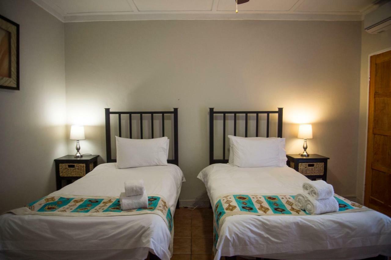 Tsumeb Backpackers & Safari Hostel Εξωτερικό φωτογραφία